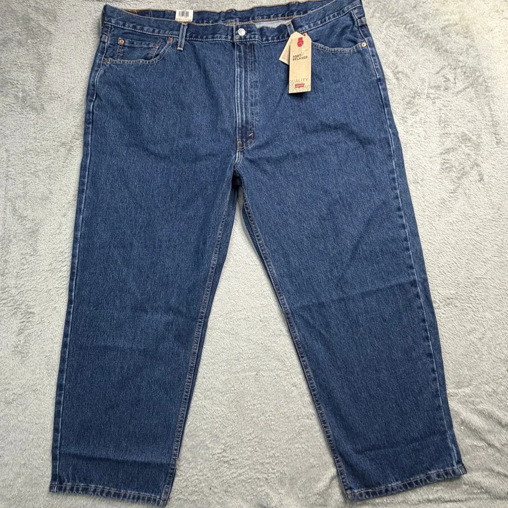 NWT Levis 550 Relaxed Fit Tapered Leg Jeans Mens Actual Size 48x28